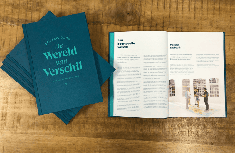 MapsTell - Een Reis door de Wereld van Verschil Boek MapsTell - Een Reis door de Wereld van Verschil Boek